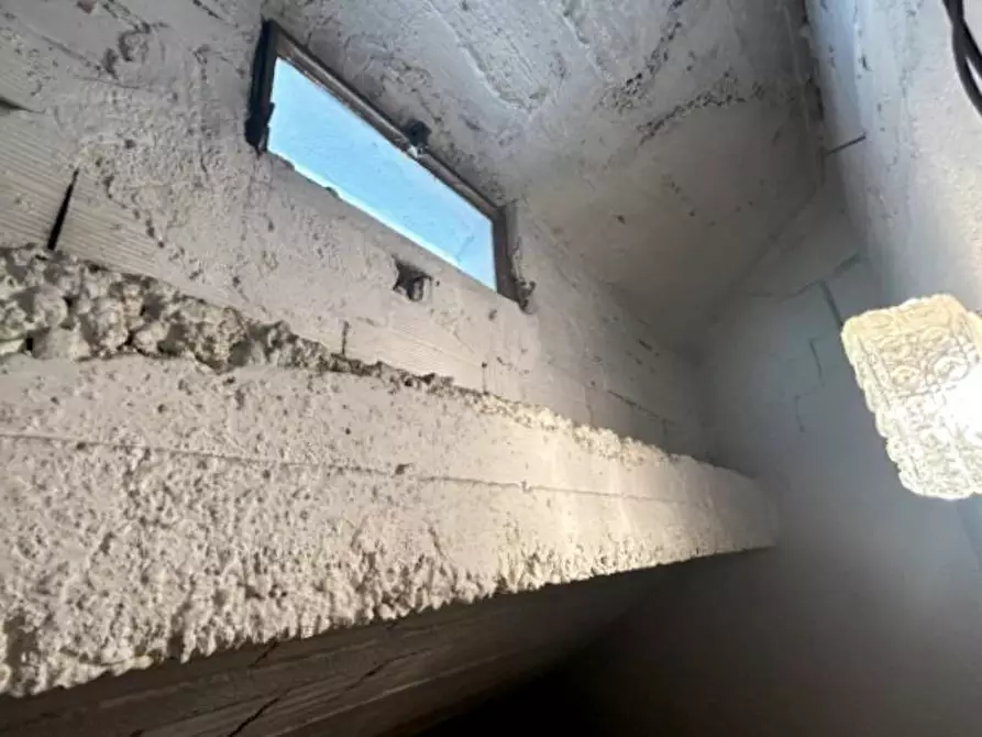 Immagine 23 di Appartamento in vendita  in Via Lavagnola a Savona