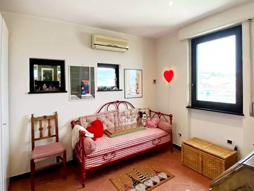 Immagine 12 di Attico in vendita  in Piazza Martiri a Savona