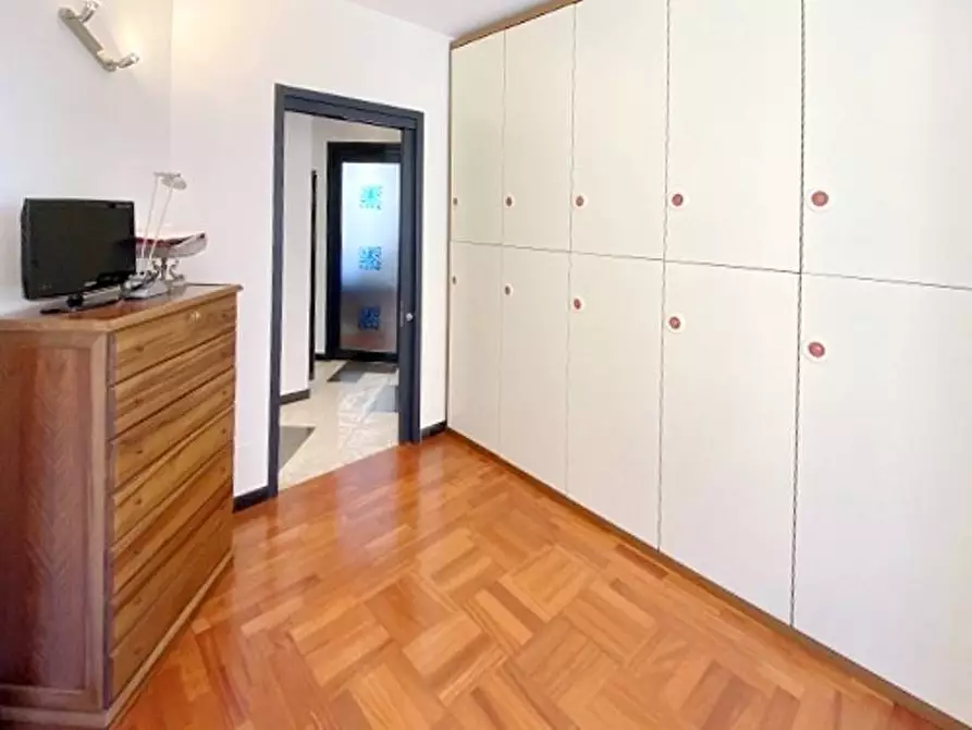 Immagine 17 di Appartamento in vendita  in Via Assereto a Savona