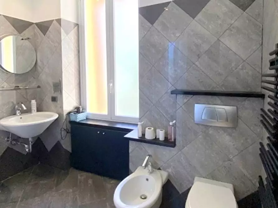 Immagine 20 di Appartamento in vendita  in Via Assereto a Savona