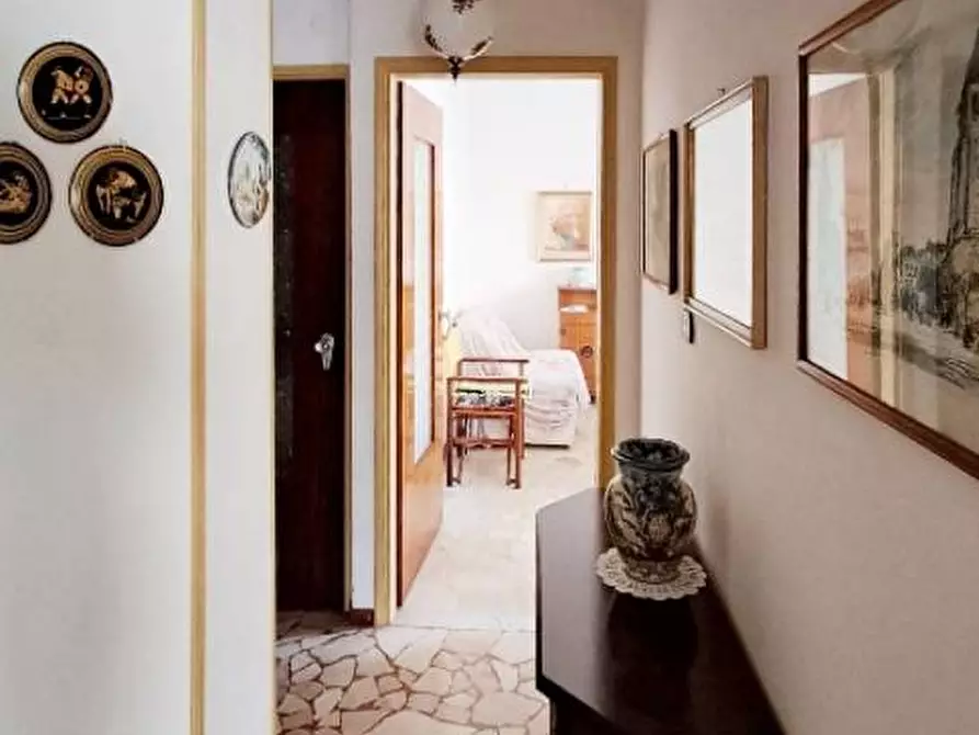 Immagine 4 di Appartamento in vendita  in Via de Rege a Albisola Superiore