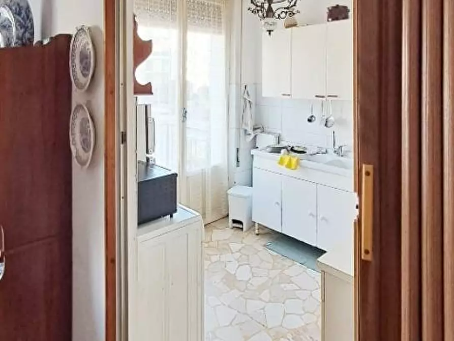 Immagine 8 di Appartamento in vendita  in Via de Rege a Albisola Superiore