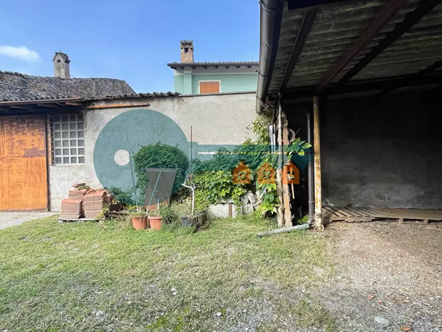 Immagine 3 di Rustico / casale in vendita  in via santa maria della rosa a Calvisano