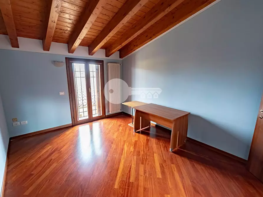 Immagine 9 di Appartamento in vendita  in VIA TITO SPERI a Ghedi