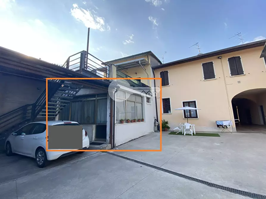 Immagine 5 di Negozio in vendita  in via 4 novembre a Ghedi