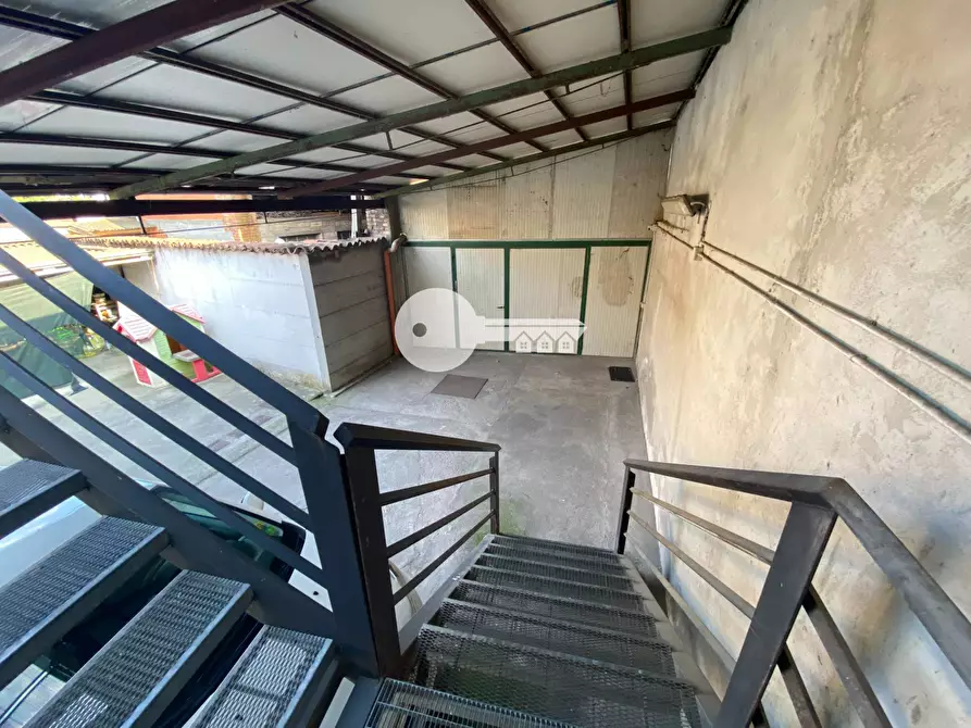 Immagine 17 di Appartamento in vendita  in via 4 NOVEMBRE a Ghedi