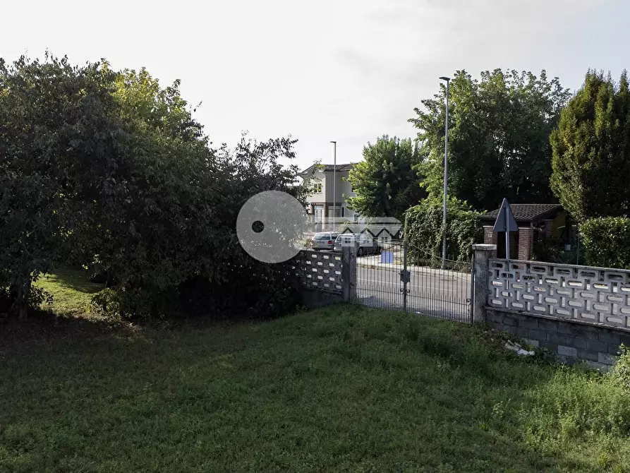 Immagine 9 di Terreno residenziale in vendita  in VIA MAZZINI a Leno