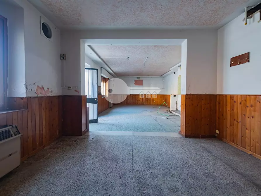 Immagine 7 di Locale commerciale in vendita  in Via Mantova a Asola