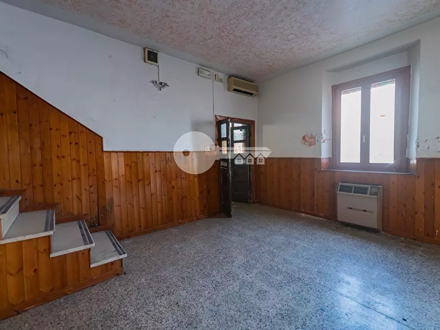 Immagine 9 di Locale commerciale in vendita  in Via Mantova a Asola