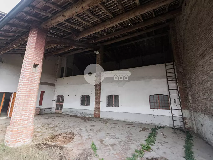 Immagine 21 di Rustico / casale in vendita  in Via San Rocco a Ostiano