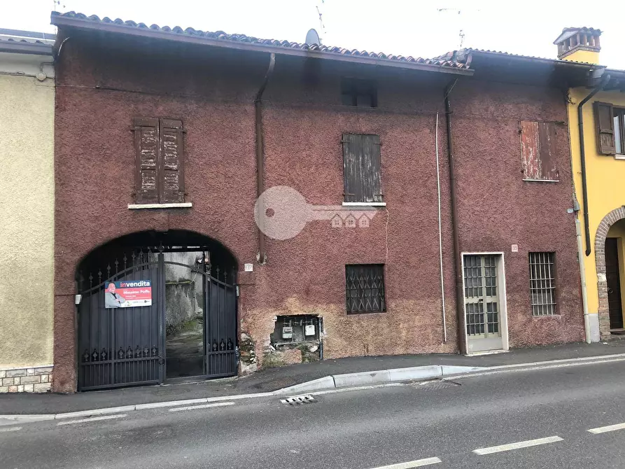 Immagine 1 di Casa semindipendente in vendita  in Via Garibaldi a Ghedi