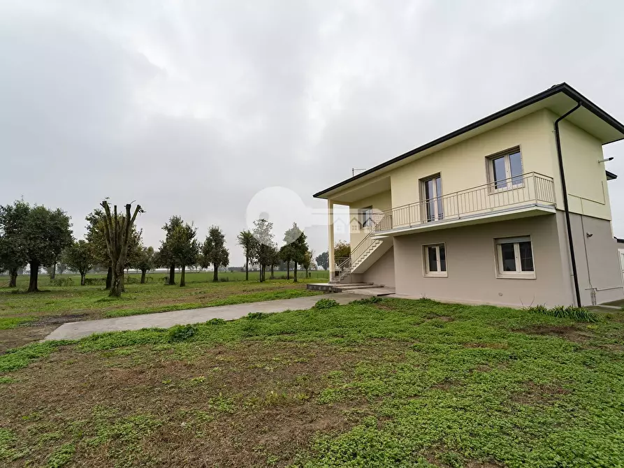Immagine 1 di Appartamento in vendita  in VICOLO REMOTO a Piadena Drizzona