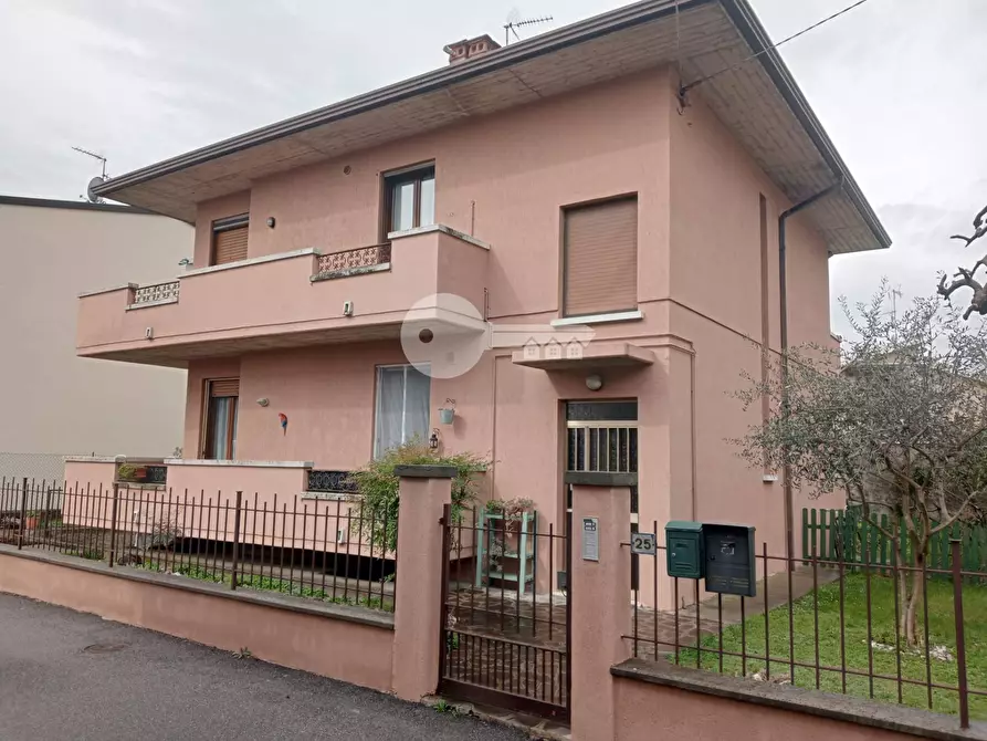 Immagine 6 di Appartamento in vendita  in Via Galilei a Ghedi