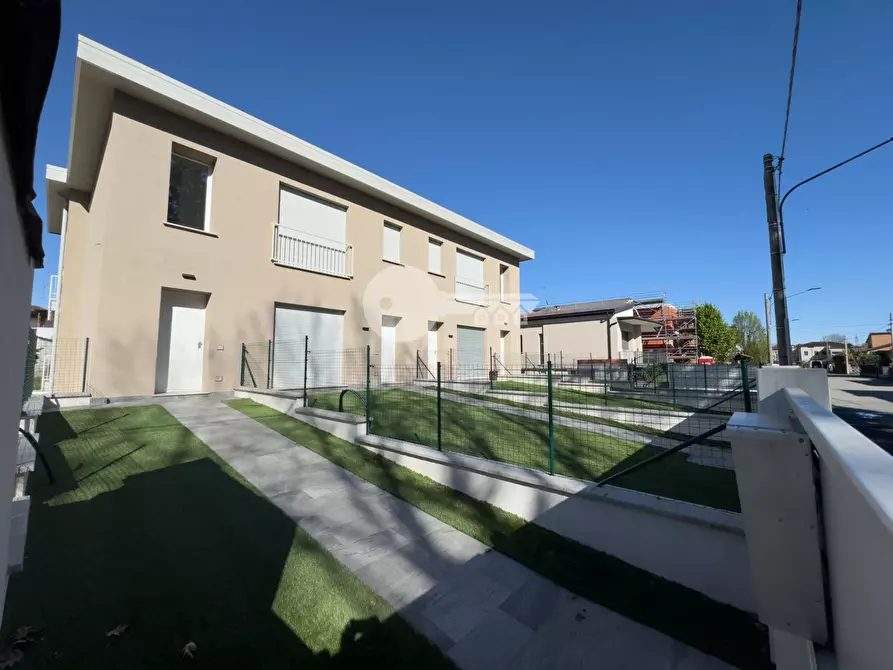 Immagine 8 di Appartamento in vendita  in via saldi a Manerbio