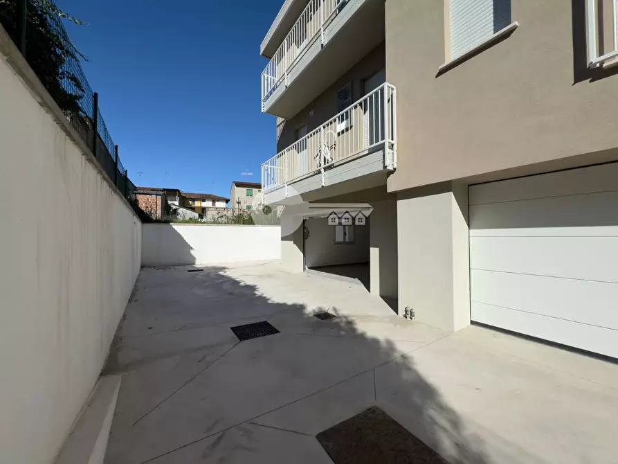 Immagine 11 di Appartamento in vendita  in via saldi a Manerbio