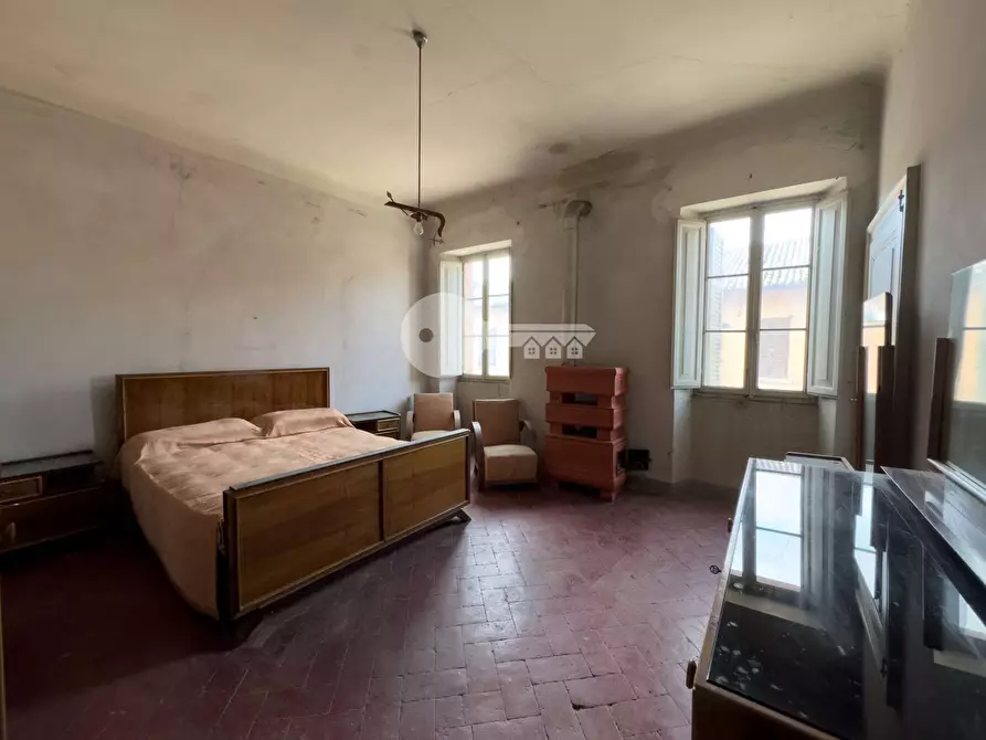 Immagine 28 di Camera in vendita  in via roma a Medole