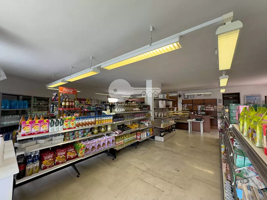 Immagine 7 di Attività commerciale in affitto  in Piazza Libertà a Remedello