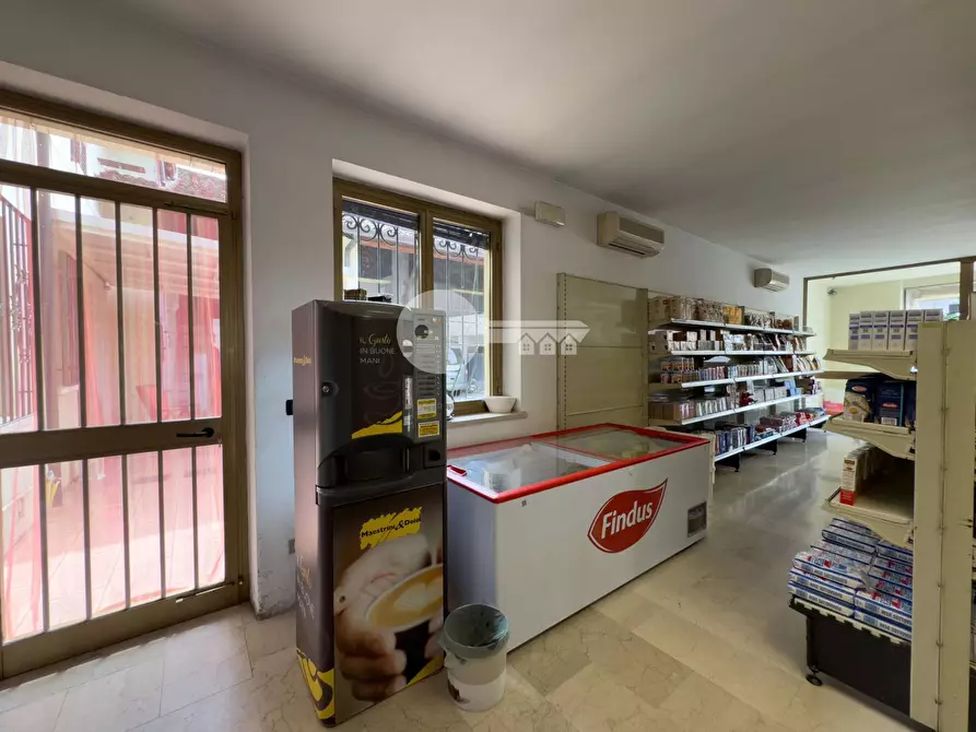 Immagine 16 di Attività commerciale in affitto  in Piazza Libertà a Remedello