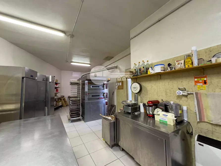 Immagine 20 di Attività commerciale in affitto  in Piazza Libertà a Remedello