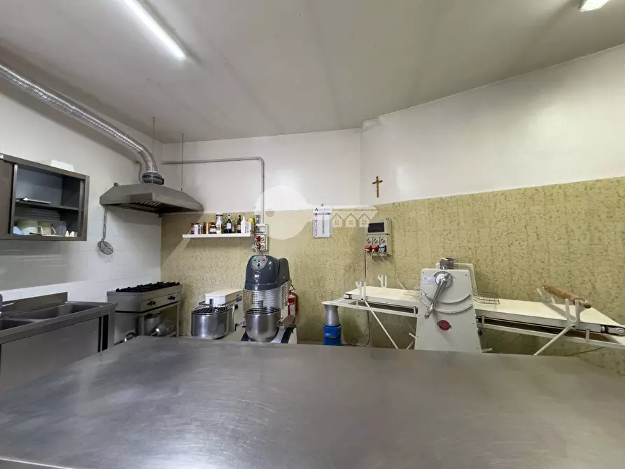 Immagine 22 di Attività commerciale in affitto  in Piazza Libertà a Remedello