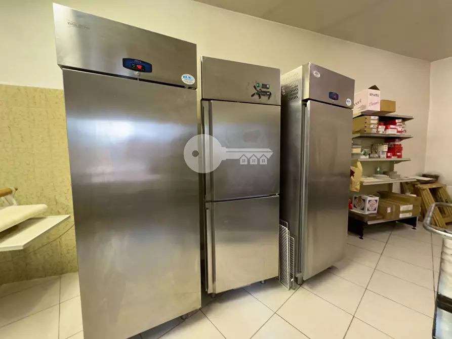 Immagine 26 di Attività commerciale in affitto  in Piazza Libertà a Remedello
