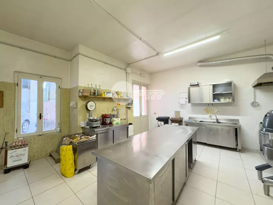 Immagine 28 di Attività commerciale in affitto  in Piazza Libertà a Remedello