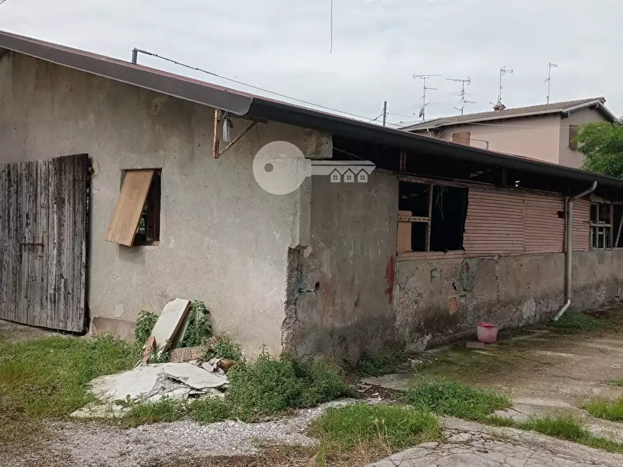 Immagine 4 di Casa indipendente in vendita  in Via Carbone a Ghedi