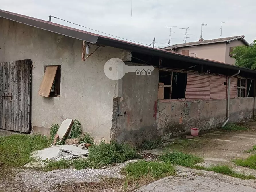 Immagine 6 di Casa indipendente in vendita  in Via Carbone a Ghedi