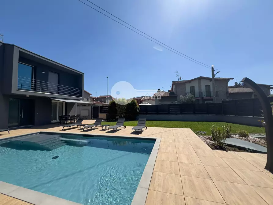 Immagine 6 di Villa in vendita  in VIA G. Rossini a Ghedi