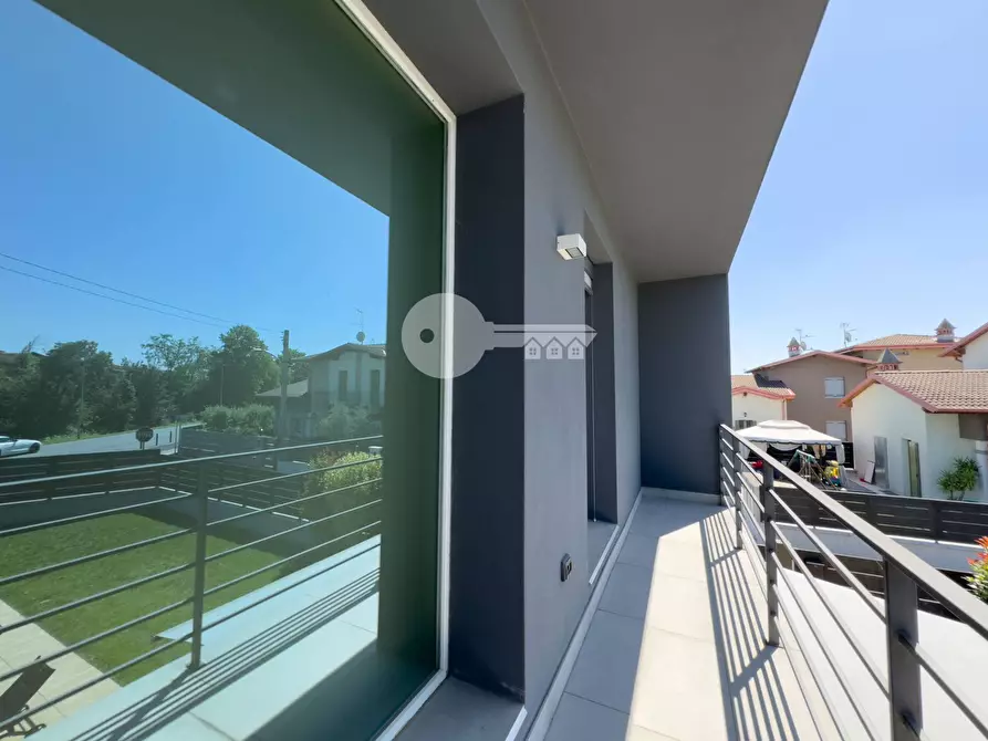 Immagine 15 di Villa in vendita  in VIA G. Rossini a Ghedi