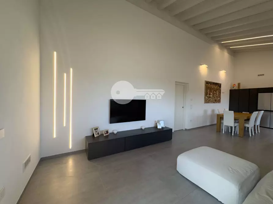 Immagine 18 di Villa in vendita  in VIA IOTTI a Leno