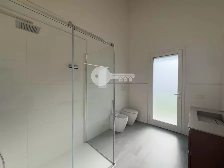 Immagine 22 di Villa in vendita  in VIA IOTTI a Leno