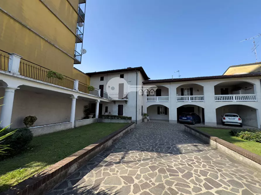 Immagine 1 di Appartamento in vendita  in VIA SAN MARTINO a Manerbio