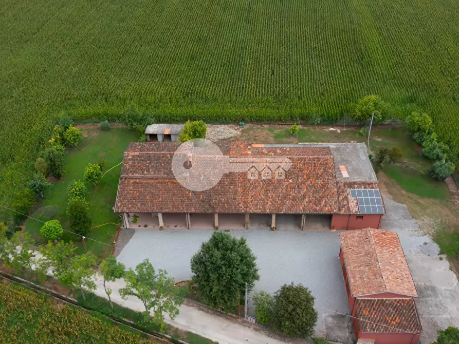 Immagine 1 di Casa indipendente in vendita  in Via Della Roncagliona a Calvisano