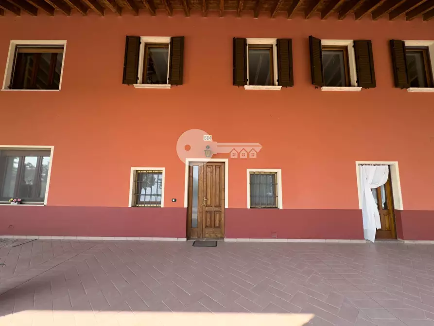 Immagine 3 di Casa indipendente in vendita  in Strada Calvisano a Ghedi