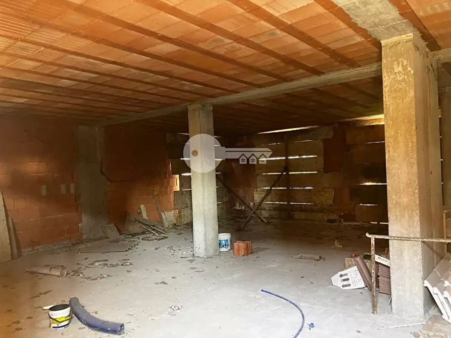 Immagine 6 di Locale commerciale in vendita  in Via XXIV Maggio a Leno