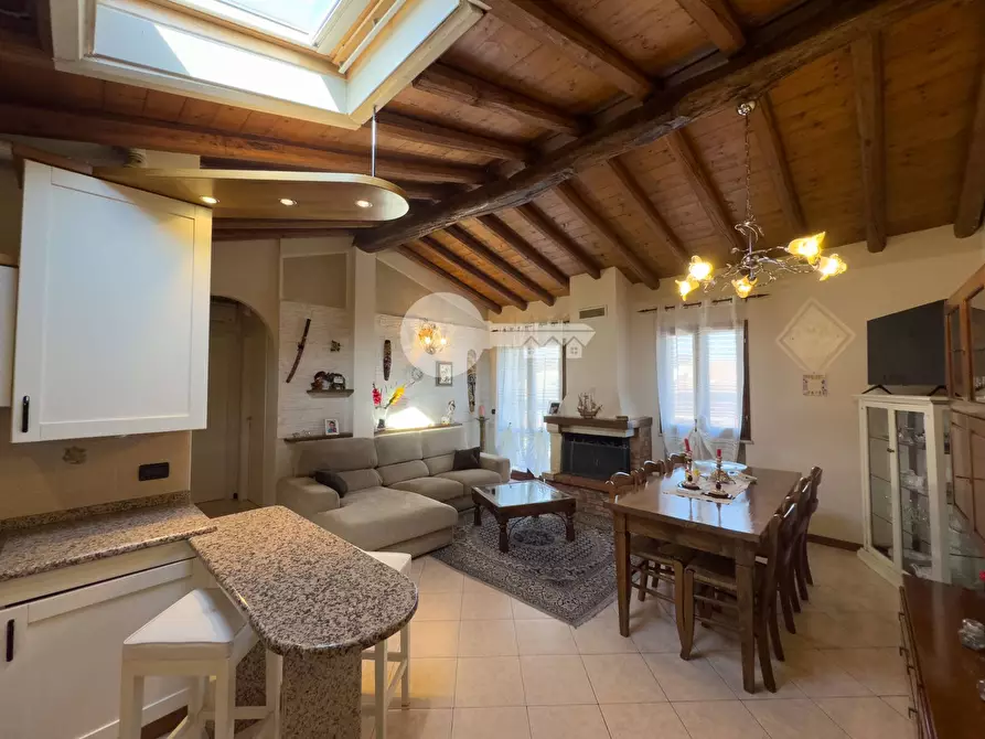 Immagine 6 di Appartamento in vendita  in via garibaldi a Ghedi