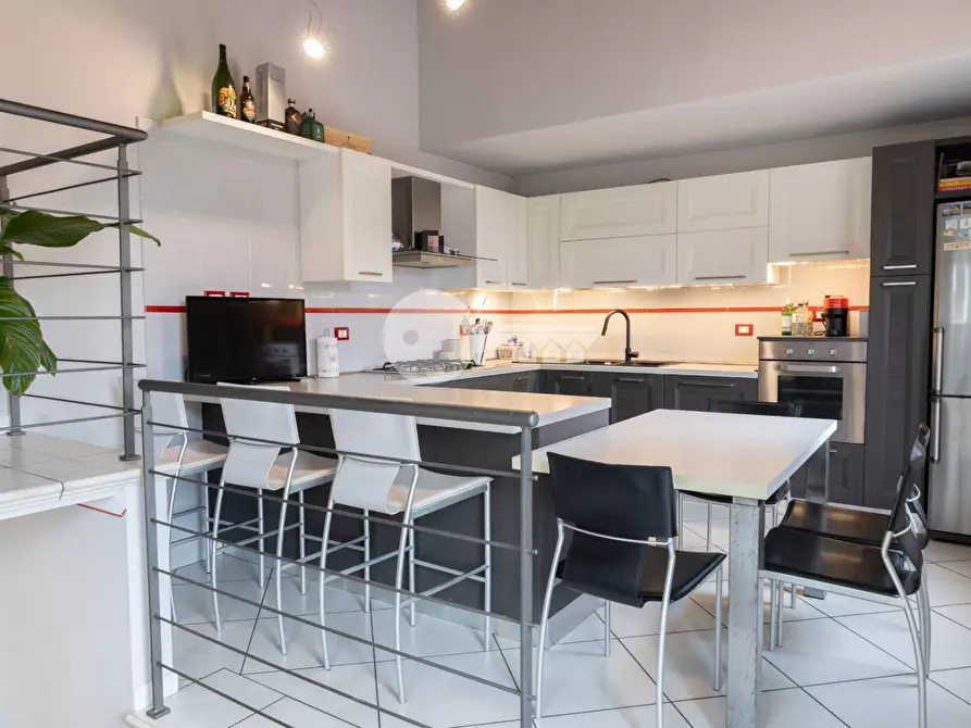 Immagine 28 di Appartamento in vendita  in Via Costanzo Guarneri a Cazzago San Martino