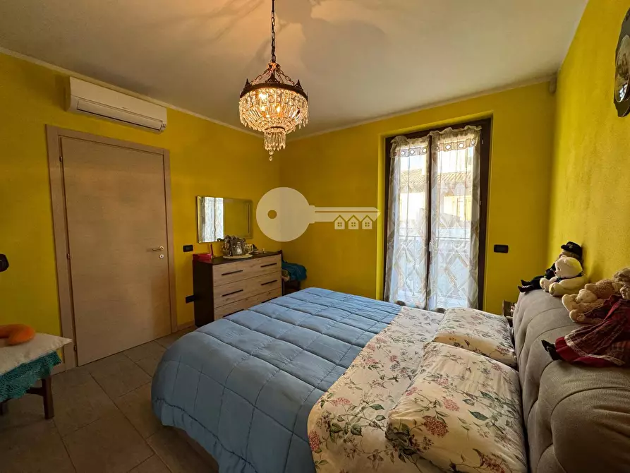 Immagine 7 di Appartamento in vendita  in Via Falcone a Ghedi