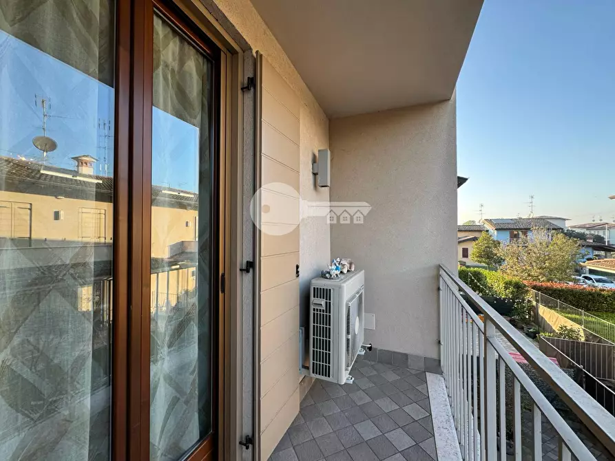 Immagine 10 di Appartamento in vendita  in Via Falcone a Ghedi