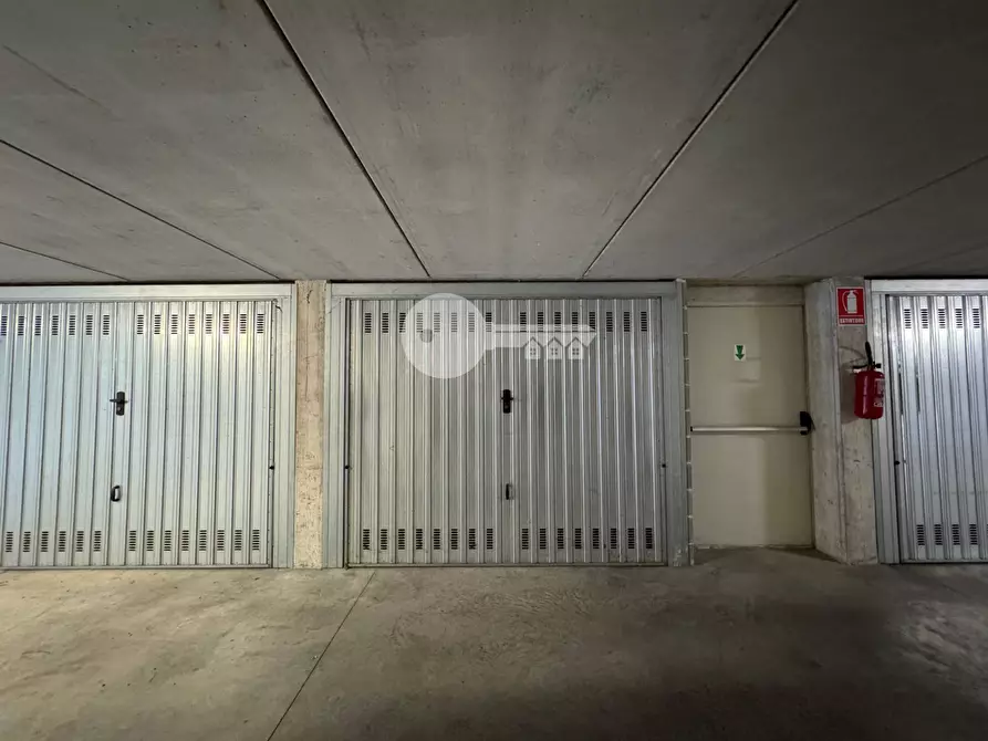 Immagine 11 di Appartamento in vendita  in Via Falcone a Ghedi