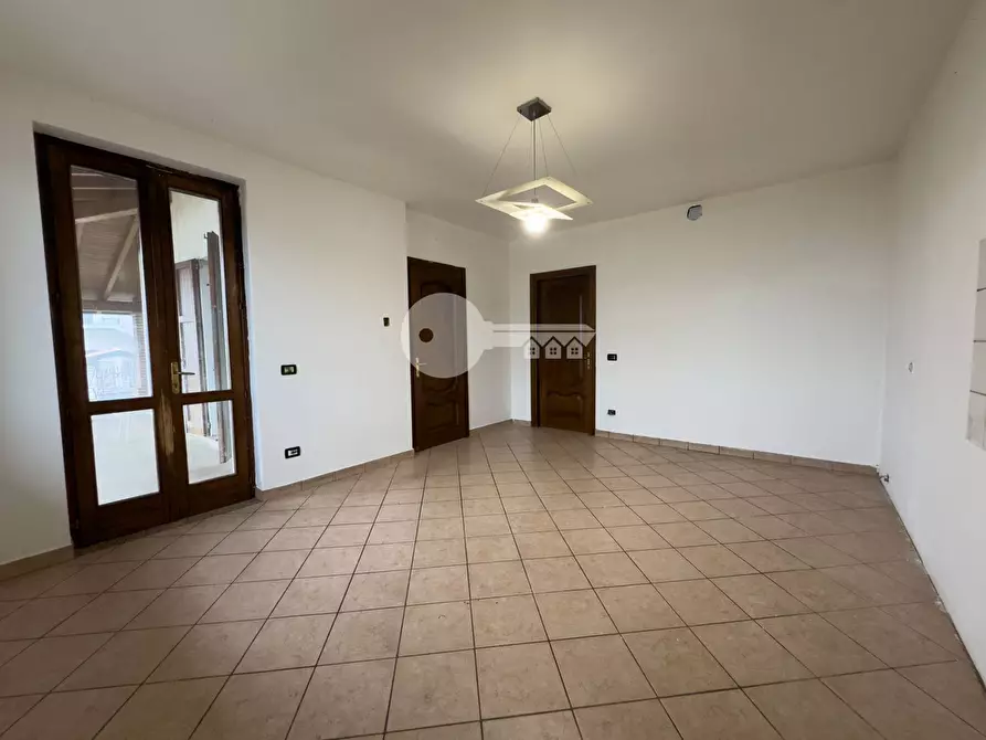 Immagine 5 di Villa in vendita  in VIA KENNEDY a Borgo San Giacomo