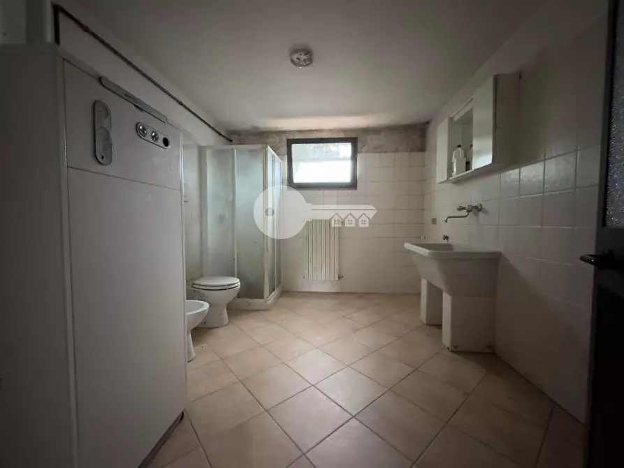 Immagine 27 di Villa in vendita  in VIA KENNEDY a Borgo San Giacomo