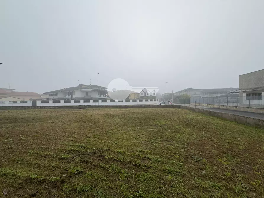 Immagine 29 di Villa in vendita  in VIA KENNEDY a Borgo San Giacomo