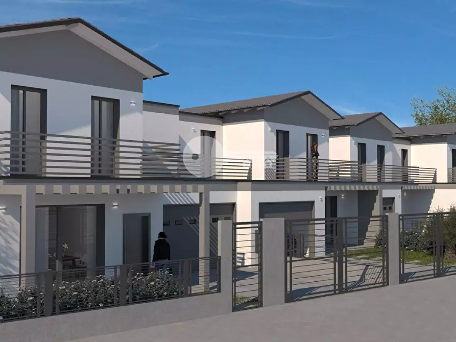 Immagine 2 di Villa in vendita  in VIA MAZZINI a Leno