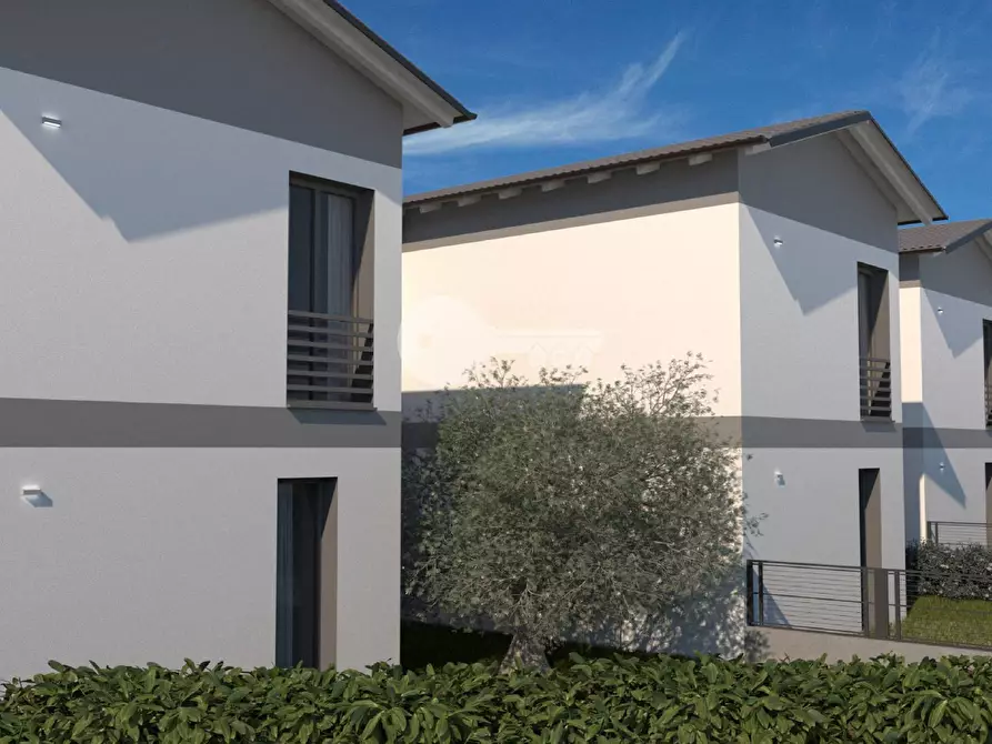 Immagine 4 di Villa in vendita  in VIA MAZZINI a Leno