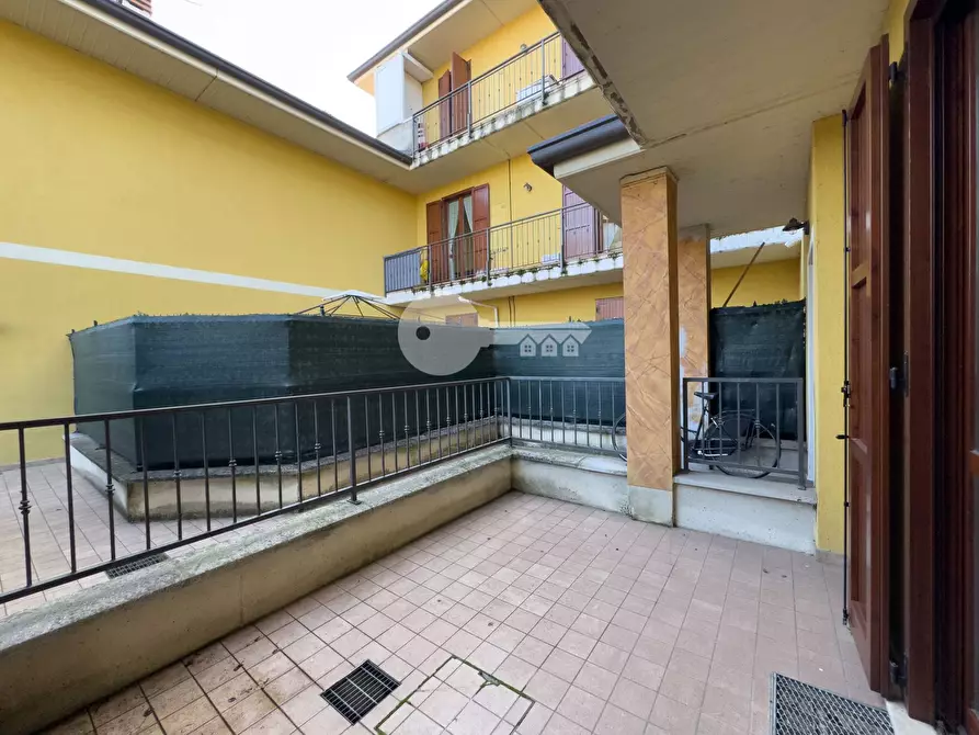 Immagine 23 di Appartamento in vendita  in Via Boccaccio a Ghedi