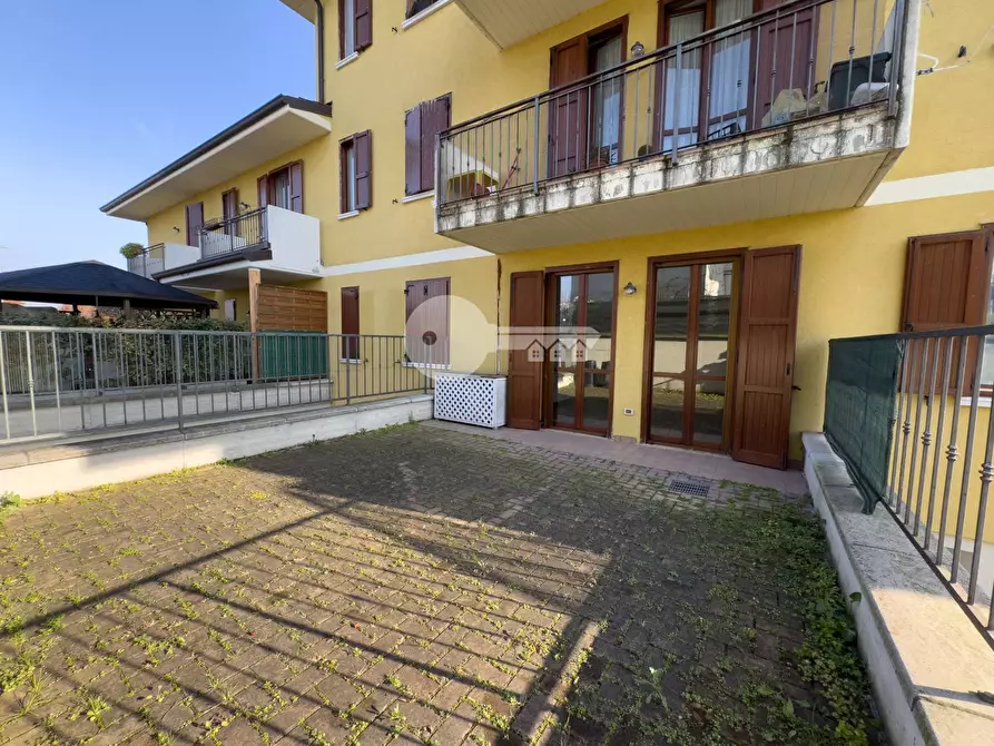 Immagine 13 di Appartamento in vendita  in Via Boccaccio a Ghedi