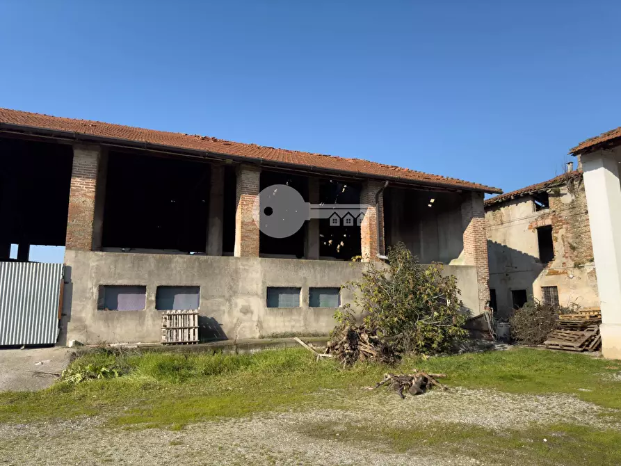 Immagine 1 di Rustico / casale in vendita  in Via Sessanta a Bagnolo Mella