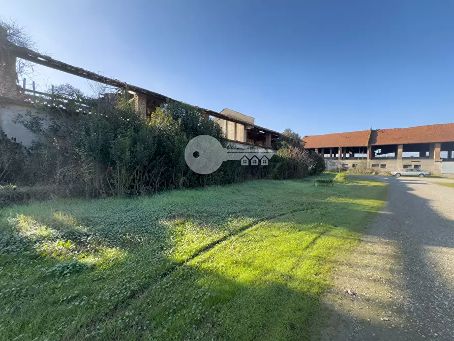 Immagine 9 di Rustico / casale in vendita  in Via Sessanta a Bagnolo Mella